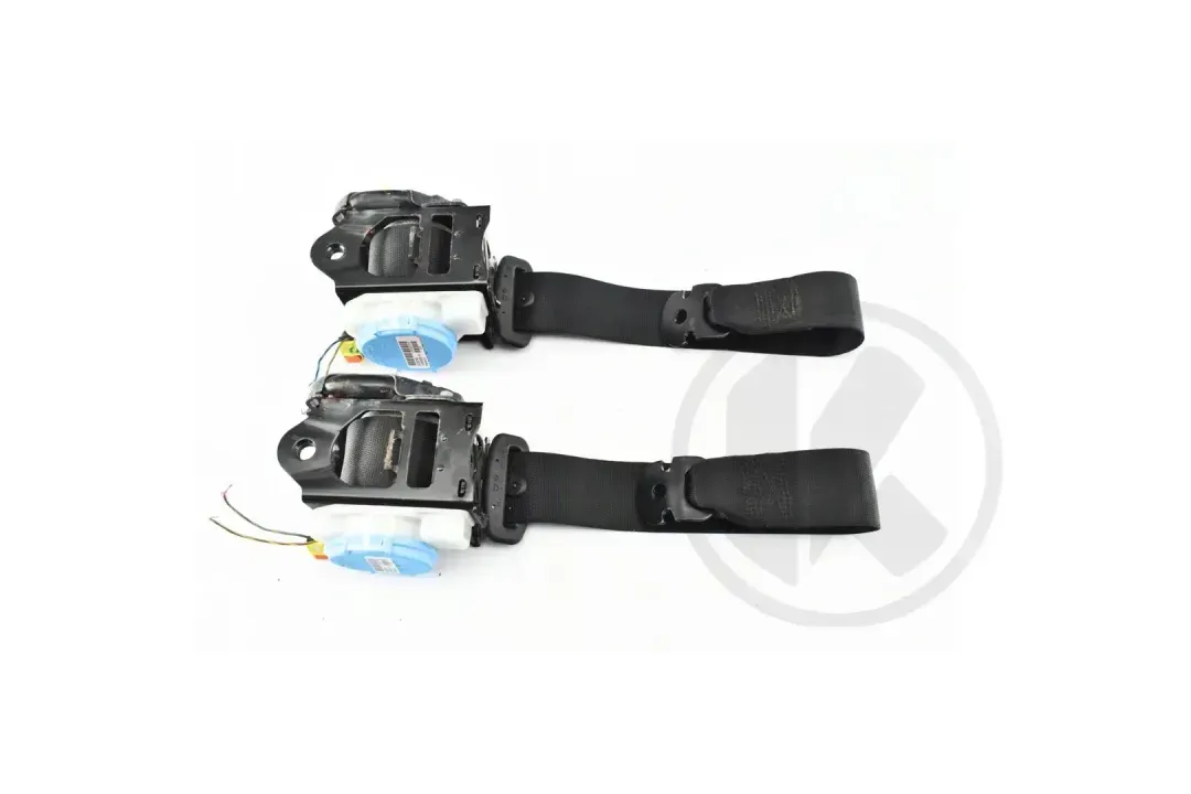 a1768602385 3d53   seat belt